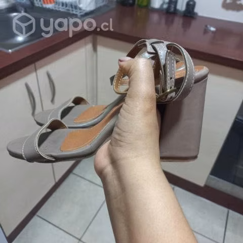 Zapatos de tacon sencillo - Imagen 2