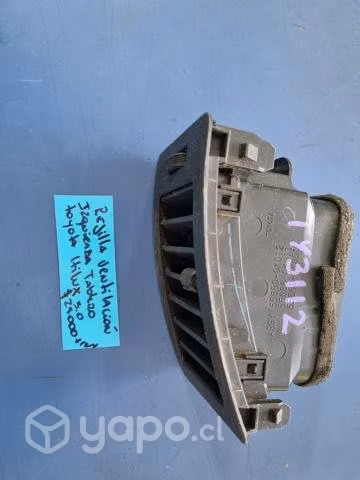 Rejilla Ventilac Izq Tablero (TY3112) Toyota Hilux