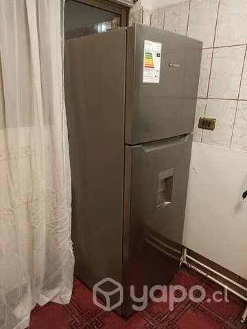 Refrigerador 1 mes de uso 339 litros - Imagen 4