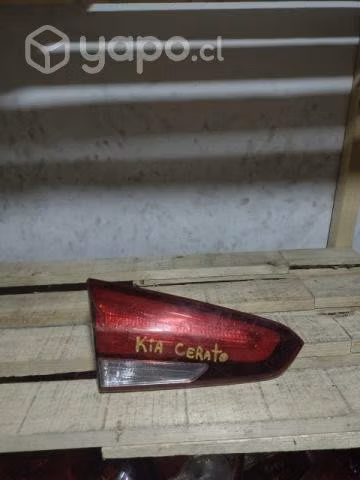Óptico trasero Kia Cerato