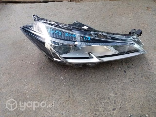 Optico derecho nissan kicks 2022 original