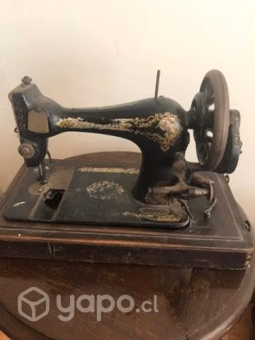 Maquina de cocer antigua de colección