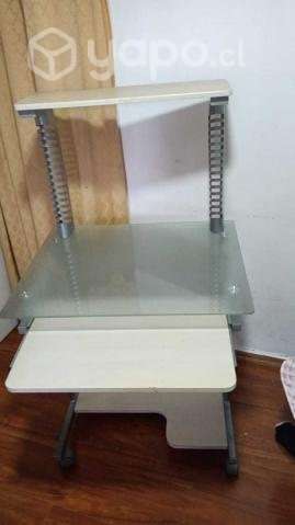 Escritorio y Silla - Imagen 2