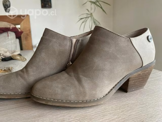 Zapatos NewWalk, talla 37