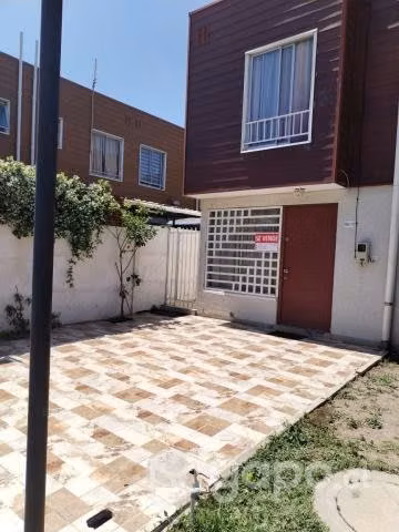 Casa Quilicura Valle Lo Campino de 2 pisos 3D 1B
