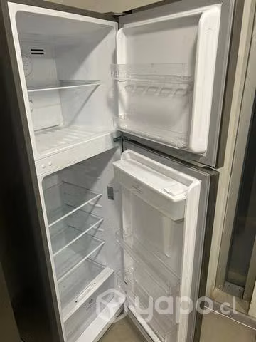 Refrigerador No Frost 251 Litros / Altus 1250