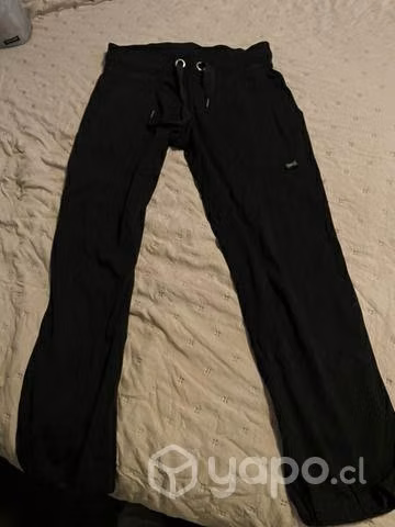 Pantalón buzo delgado everlast