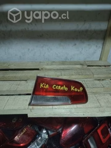 Óptico trasero Kia Cerato koup