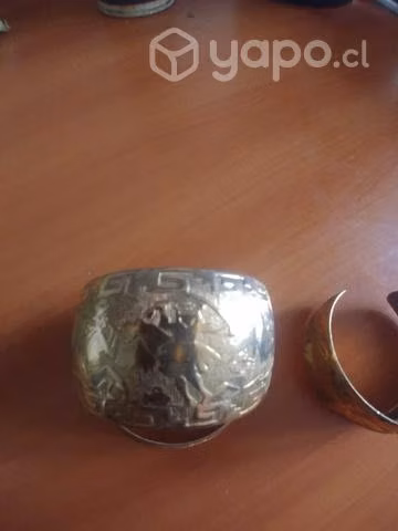 Brazaletes de bronce