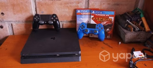 Playstation 4 slim