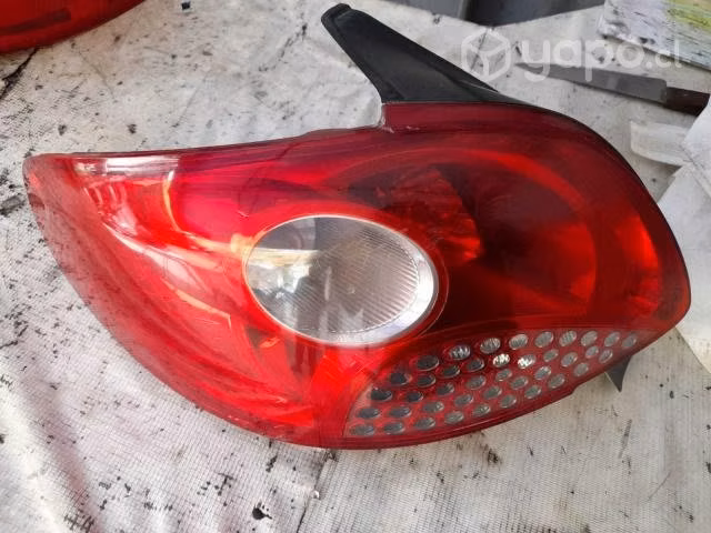 Optico Izquierdo Peugeot 207