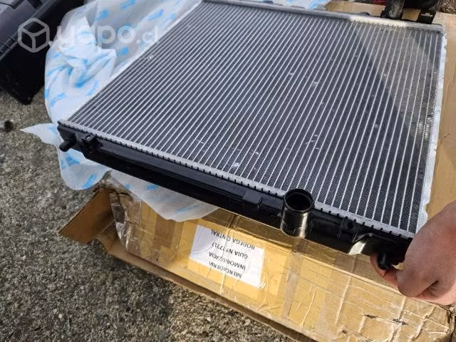 Radiador Hyundai terracan 2.9 - Imagen 2