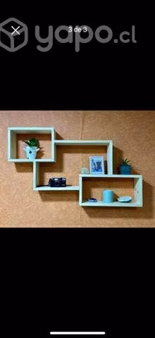 Estantería flotante de madera