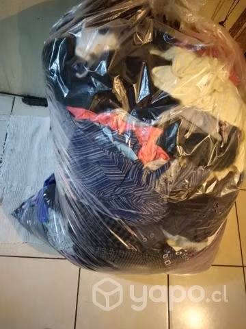 Bolsa de +150 prendas usadas