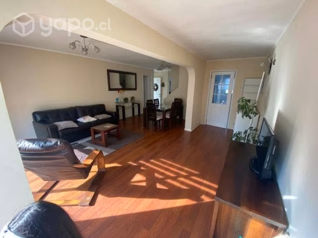 Casa en Los Ángeles dentro d Condomini