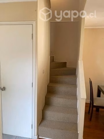 Casa en Los Ángeles dentro d Condomini