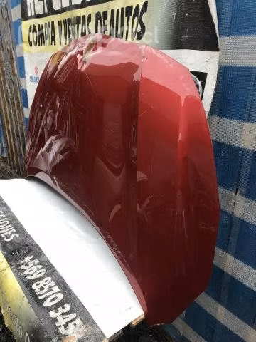 Capot Nissan Versa