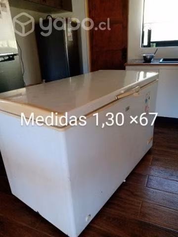 Freezer Fensa 1,30 de ancho ×67 y 82 de alto