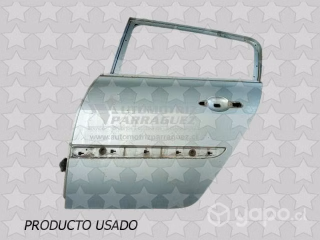 Puerta trasera izquierda Megane 2