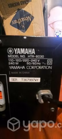 Receiver yamaha 13 años guardado prácticamente nue