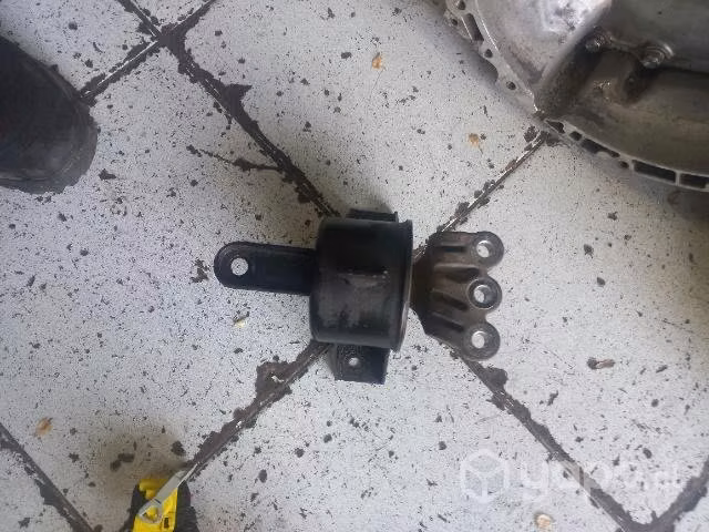Soporte de motor derecho chevrolet spark gt 2015