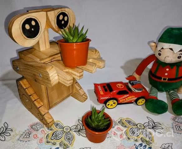Wall-e tamaño pequeño macetero o decoración.