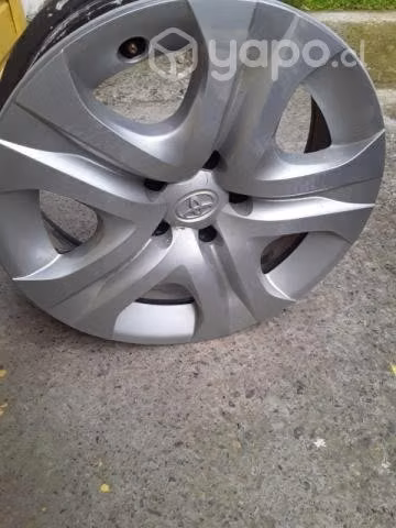 Llantas Toyota