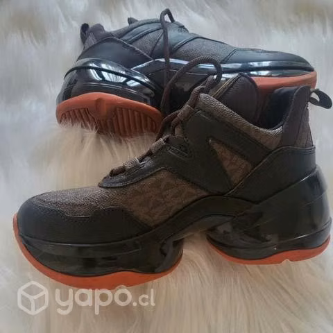 Zapatillas modelo Olympia Michael Kors - Imagen 2
