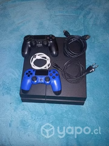 PS4 más 3 juegos