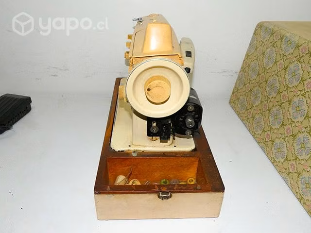 Maquina de coser Singer Facilita 248 para restaura