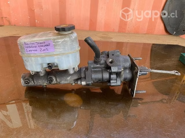 Bomba freno hidraulica Chevrolet Express 2012