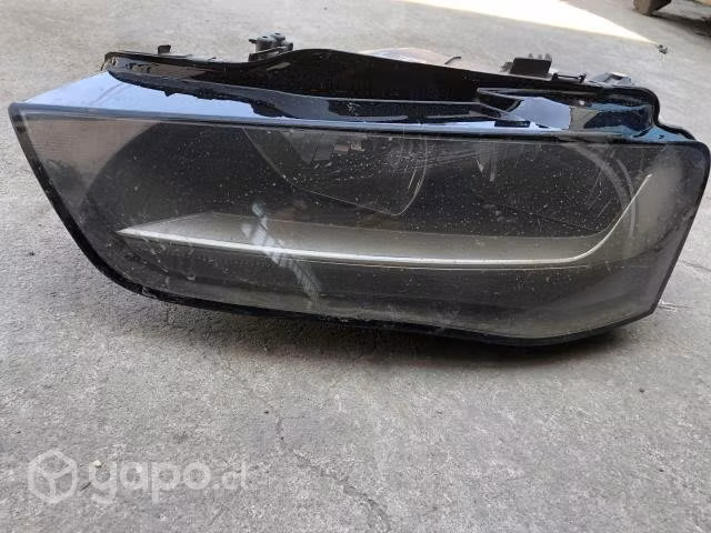 Foco Audi A4 (21.79)