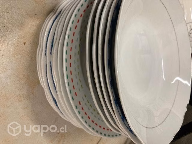 Platos de diferentes colores