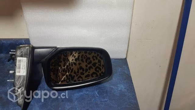 Espejo retrovisor(izquierdo) Dodge Dart 2013
