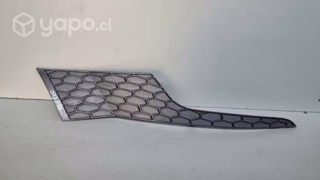 Tapa de neblinero mahindra xuv500 dmg la cister01