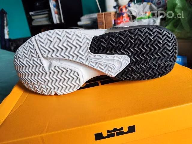 Nike Lebron Witness 7 - Imagen 4