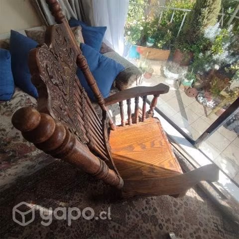 Silla mecedora de tallada a mano en madera - Imagen 4