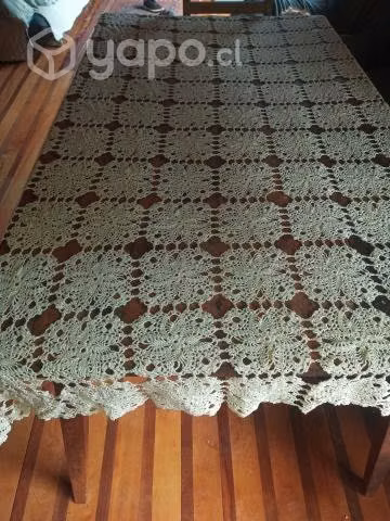 Mantel de hilo