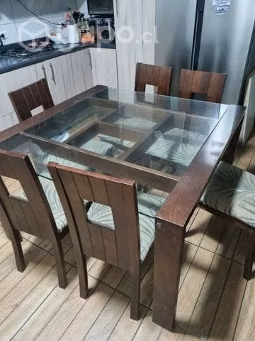 Comedor en buen estado