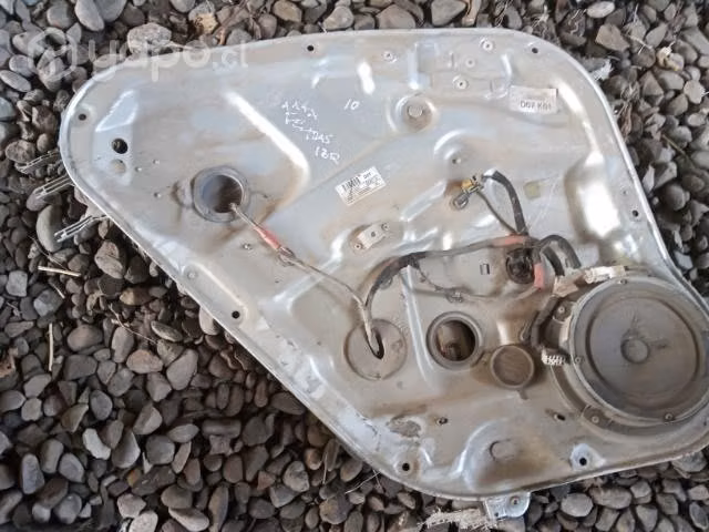 Hyundai santa fe 2010 panel trasero izquierdo envi