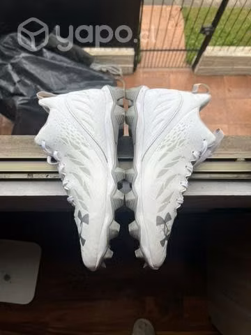 Zapatos de fútbol americanos Under armour