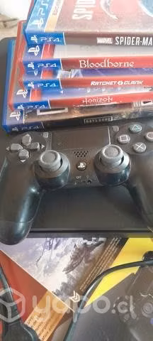 Play 4 + panlanca + 5 juegos