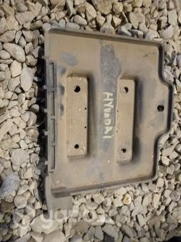 Hyundai base porta batería original envio regiones