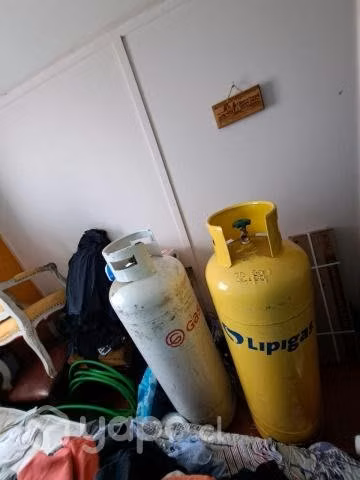 Balones de gas vacíos de 45 kilos