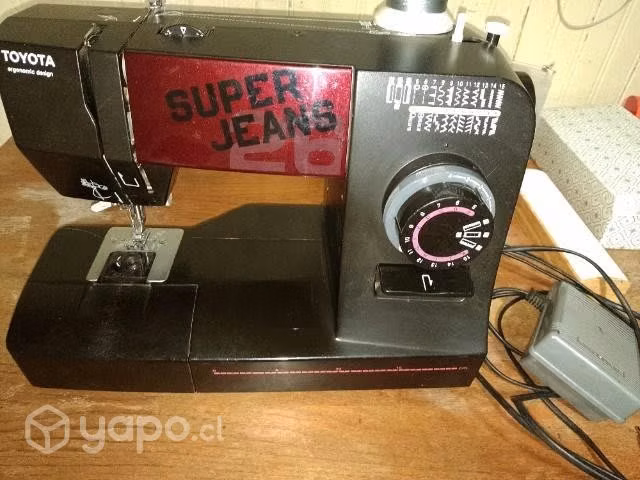 Máquina de coser j26