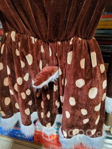 Hermoso vestido disfraz de ciervo, en terciopelo