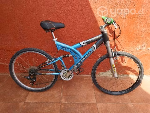 Bicicleta Oxford aro 26 + casco