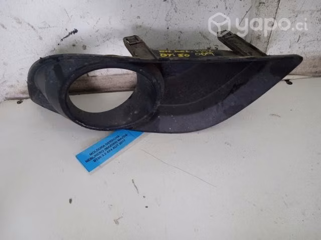 Moldura Derecha Neblinero (MAZ069) Mazda BT50 3.2