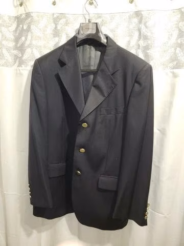 Trajes formales de marca buen estado - Imagen 3