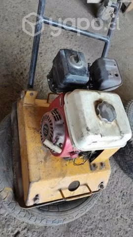 Compactadora a gasolina 6.5hp